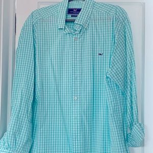 Vineyard Vines Men’s XL Button Down Shirt